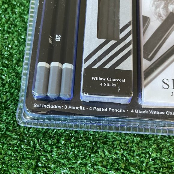 Art Set Essentials Sketching Pencil 14 Pcs Supplies Drawing Craft Sketch Pad NEW - Picture 6 of 10